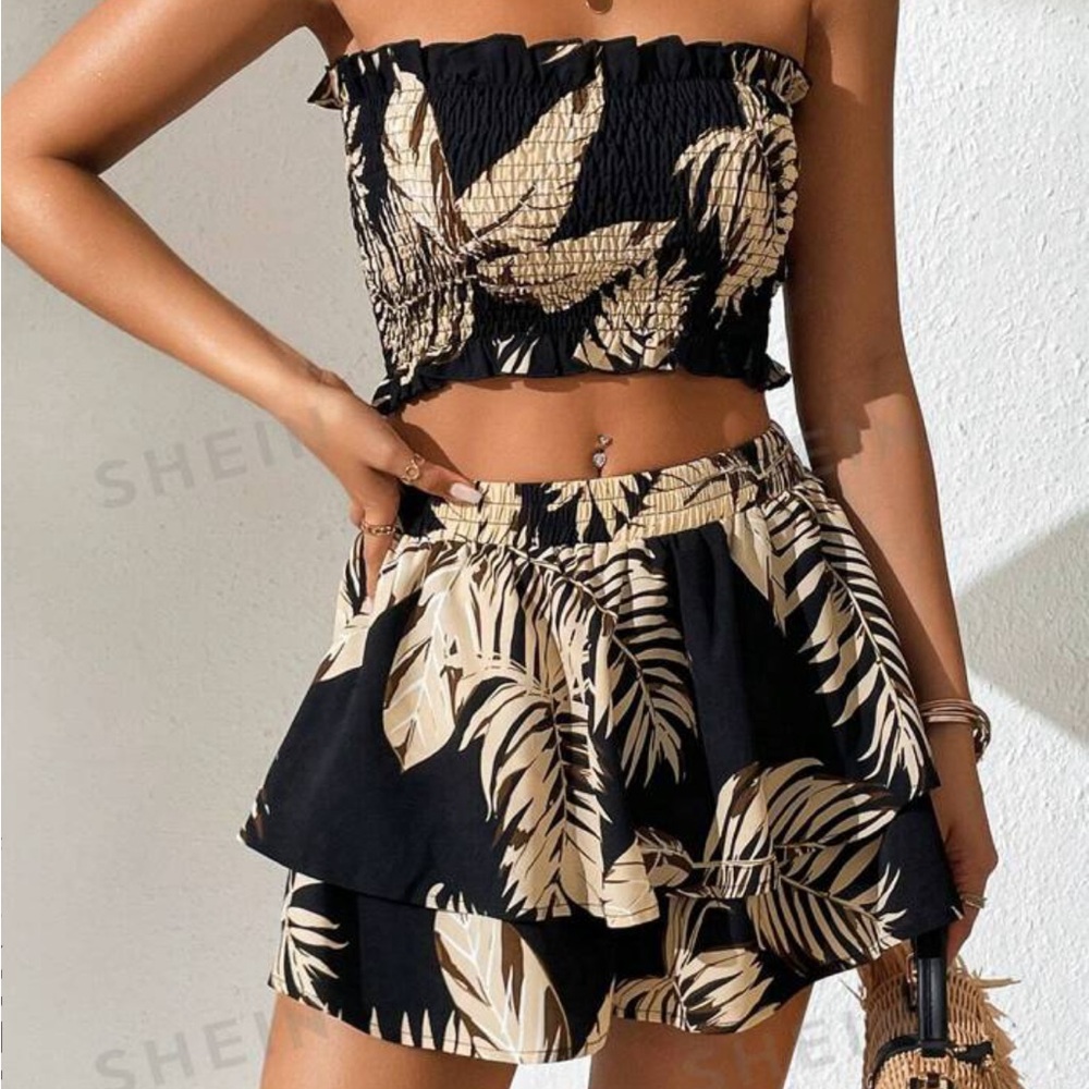 Tropical Print Tube Top & Shorts Set NWT